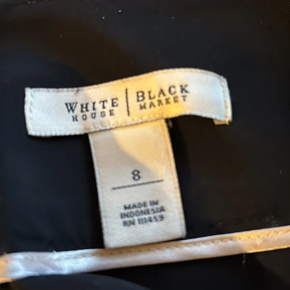 Elegant Black Skirt with Ruffle Detail - Picture 7 of 10